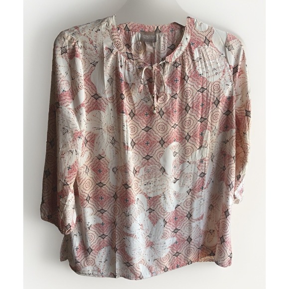 Chico's Tops - Chicos Womens Top Size 1 Keyhole tie front 3/4 Sleeve Lightweight Career